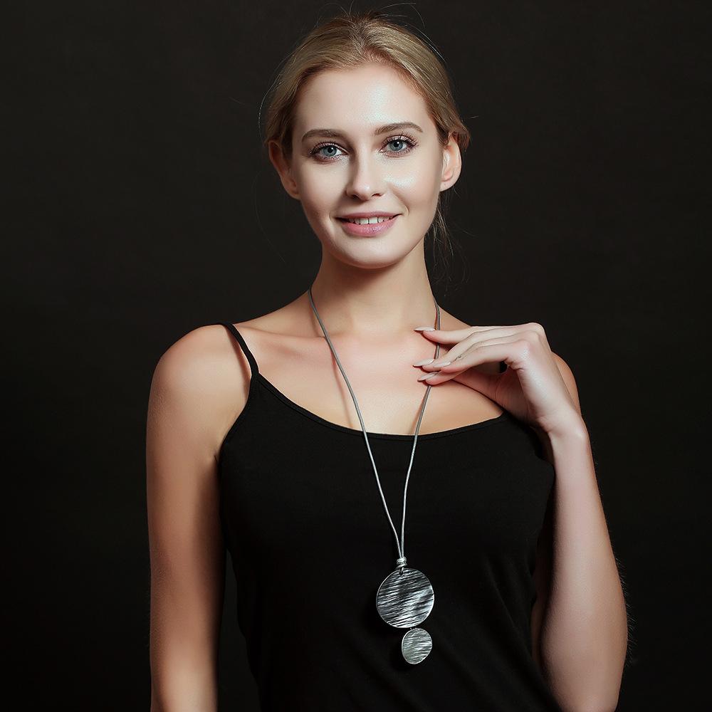 Sweater Chain Pendant Female Simple Fashion Oval Contrasting Metal Long Necklace