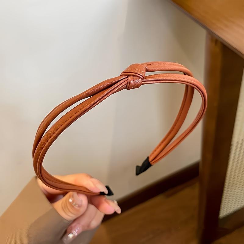 Korean PU Leather Versatile Headband for Outdoor Style. Hoop Simple and High-end French Pressed Hair Hairpin Headband