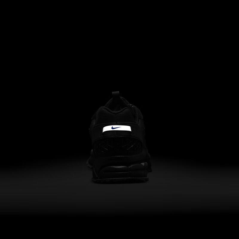 Nike ZOOM VOMERO ROAM Men's Running Shoes