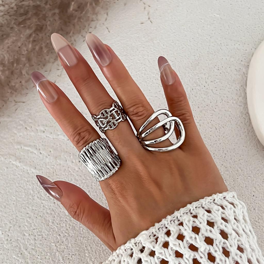 Exaggerated Large Pearl Metal Geometric Wide-Sided Ring, Personalized Line Smooth Joint Ring Ring