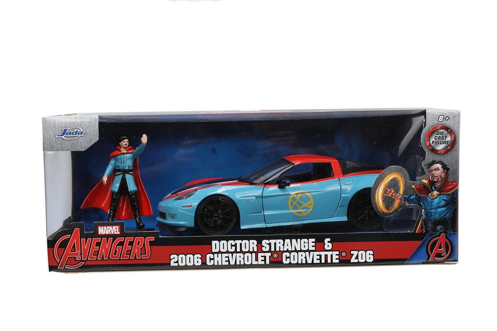 scale MARVEL AVENGERS 2006 CHEVROLET CORVETTE Z06 with DOCTOR STRANGE Strange diecast model car 124 Dr.