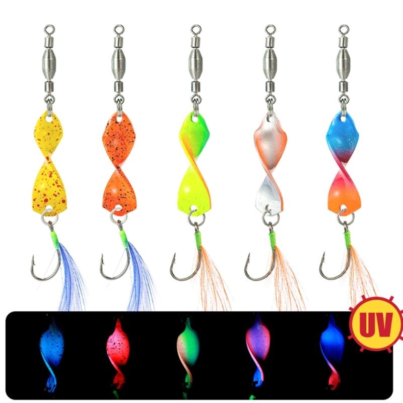 10pcs Twisted Hard Baits 360 Degree Rotating Wobbler Jigging Baits Spoon Lures Artificial Spinnerbaits with Feather Hook
