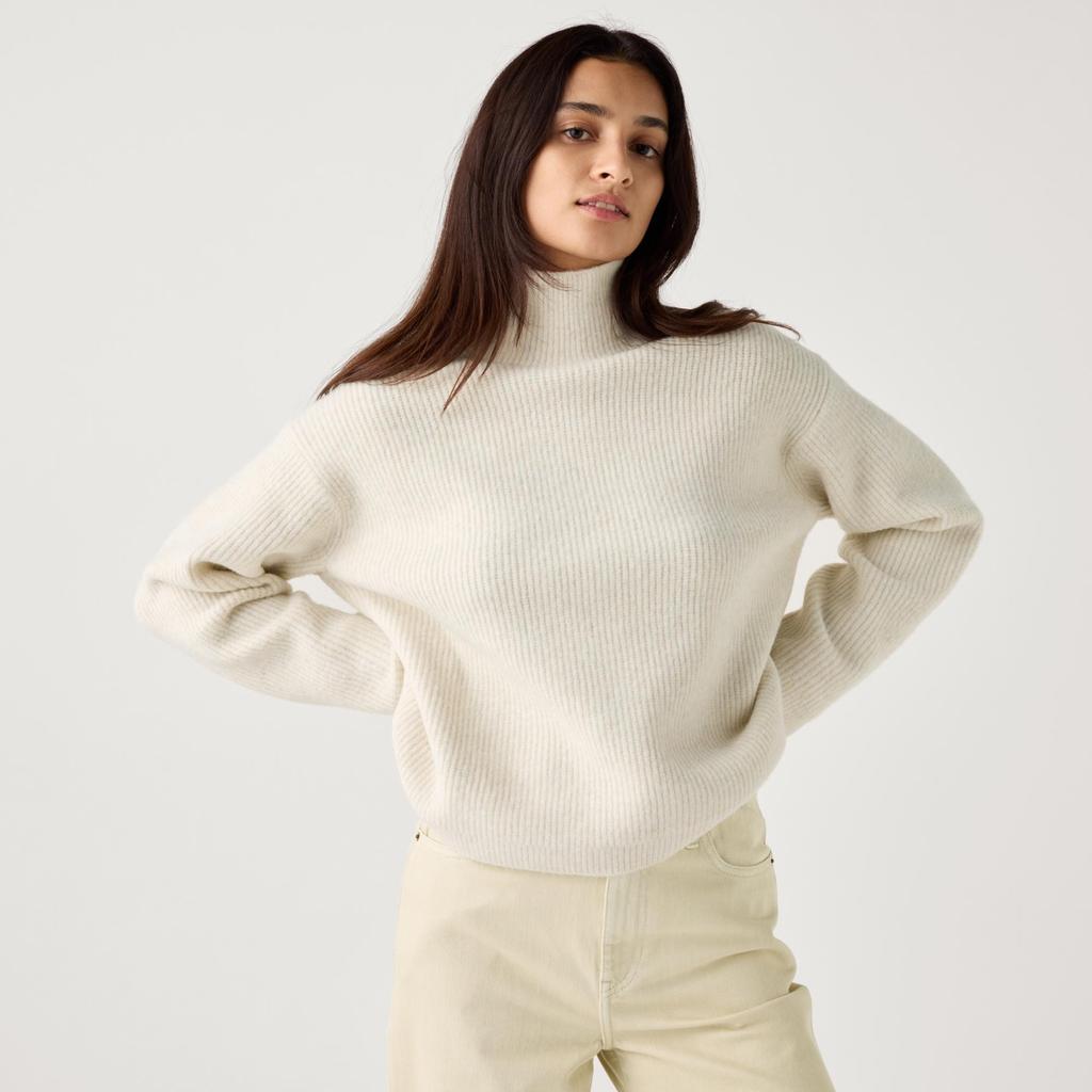 Uniqlo Soupleyan High Neck Sweater