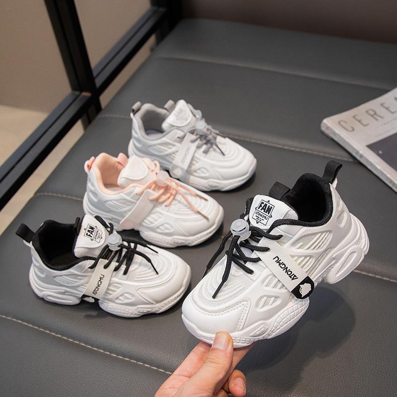 Chaussures de papa en maille respirante pour enfants coréens printemps et été pour garçons et filles, chaussures de sport résistantes à l'usure à semelle souple unie