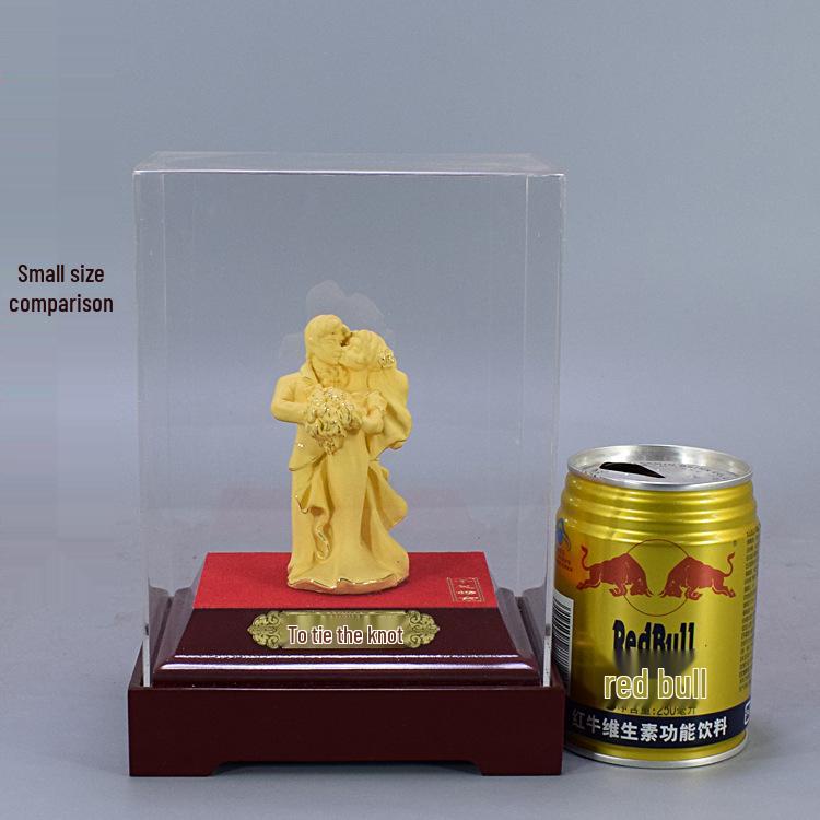 Gold Sand Flocked Wedding Gift: Creative Doll Ornament for Newlyweds or Best Friends