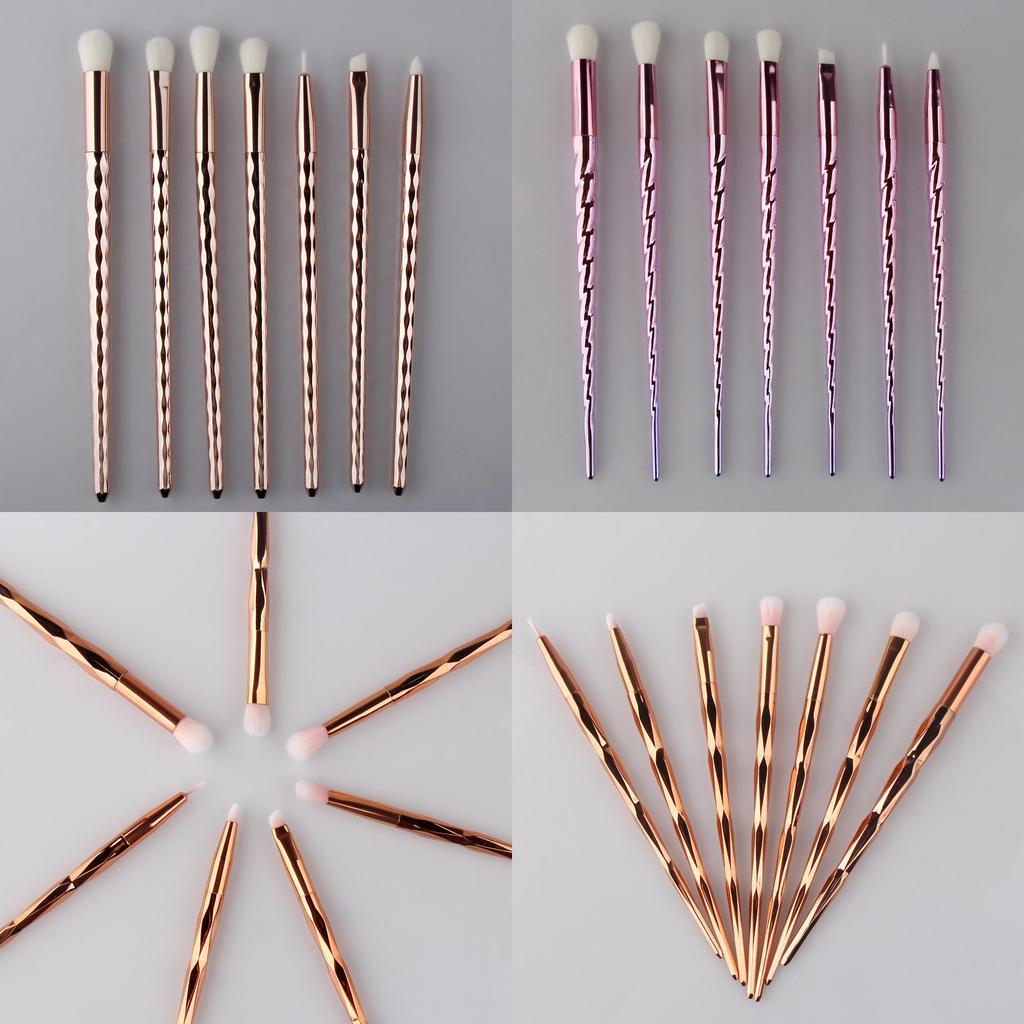 Eye Shadow Brush Set With Synthetic Fibers For Makeup Enthusiasts And Professionals