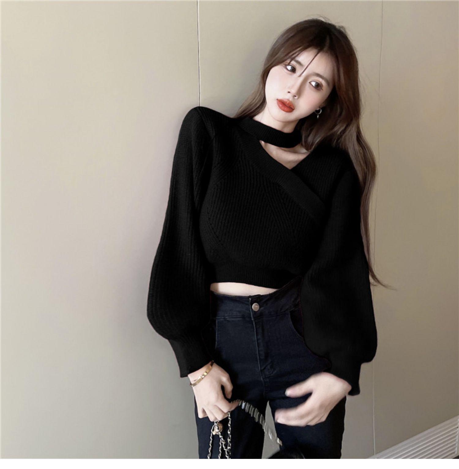 

Pure desire to hang the neck red knitted sweater women s autumn and winter with high waist sweater high-end careful machine chic short style one size fits all чорний