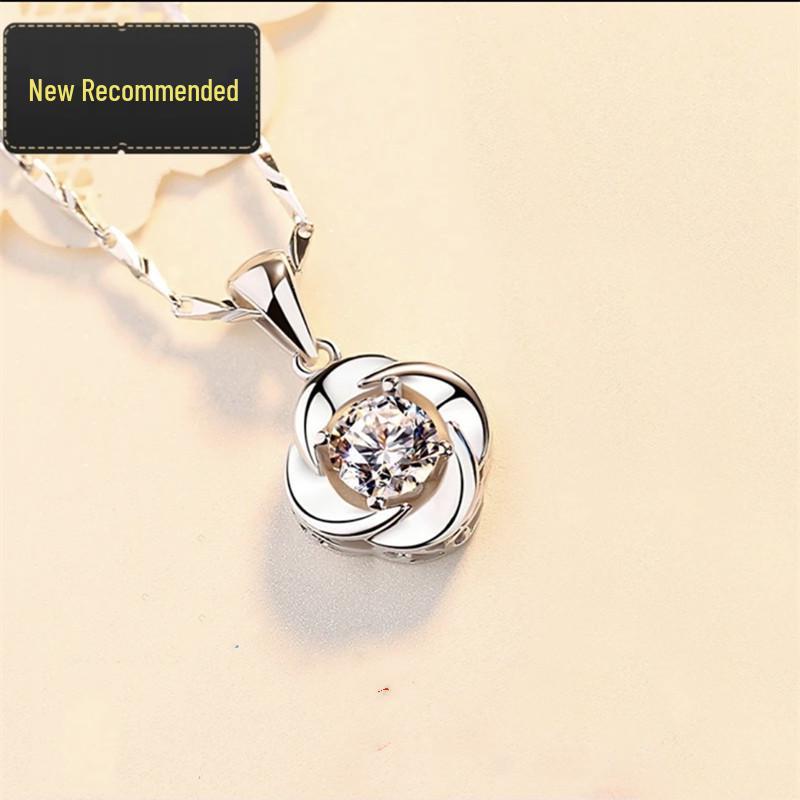 Classic White Gold Four-Leaf Clover and Rose Pendant Necklace for Women