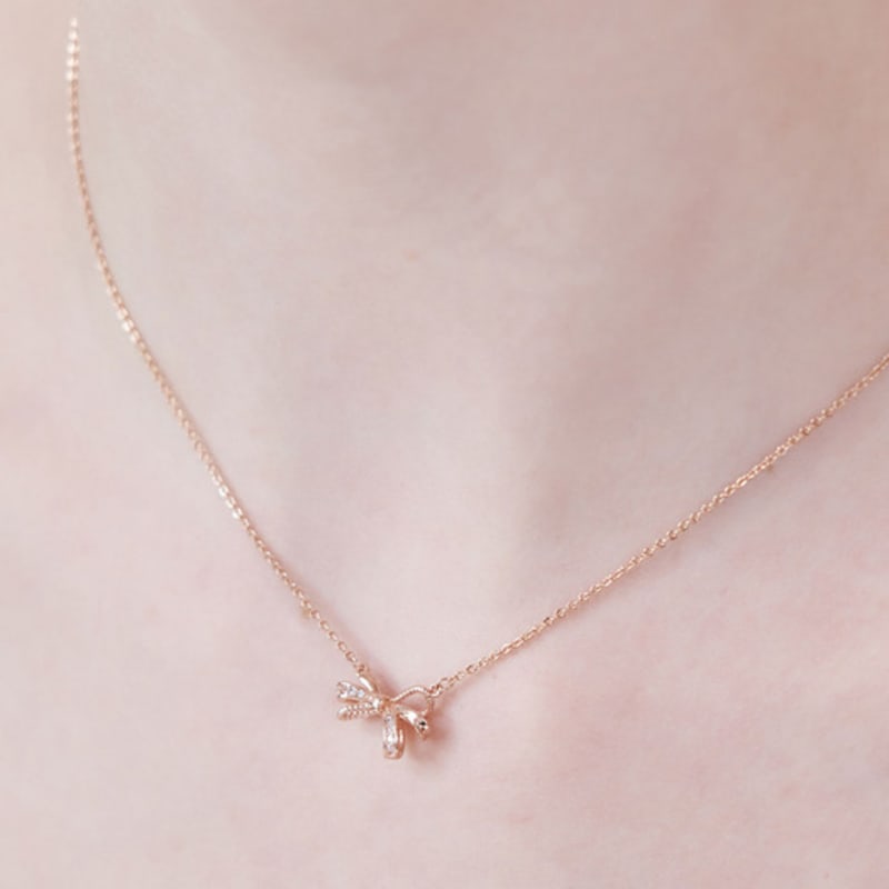 ELLE Jewelry Loop Point Ribbon Necklace ELBRNN234