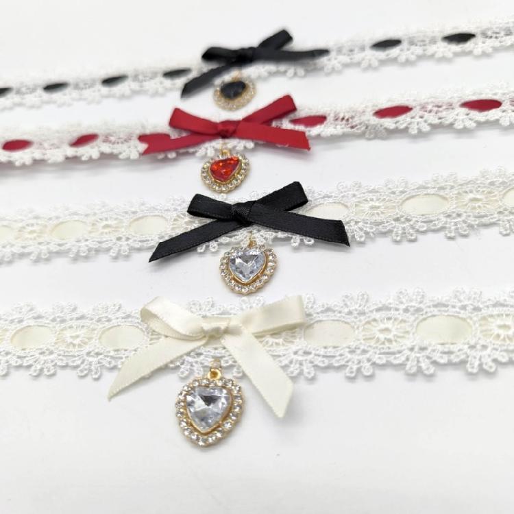 Fashionable Bowknot Necklace Bow Heart Pendant Neckchain Stylish Women Choker