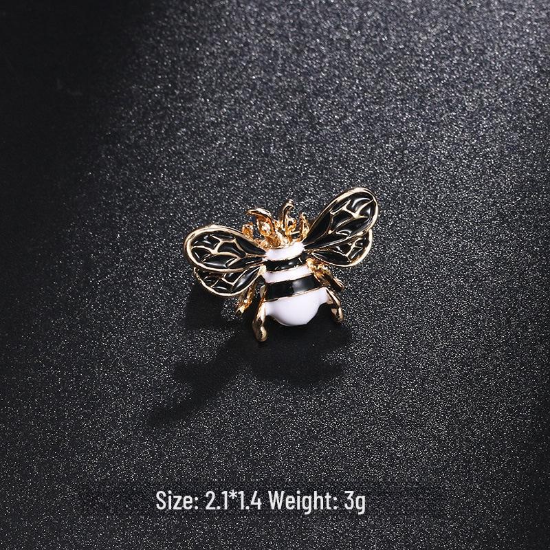 Nowy Styl Broszka Pszczoła z Kroplami Oleju - Urocza Pins Zwierzęcy na Kołnierzyki i Dodatki do Odzieży