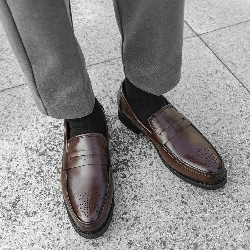 Retro Loafers From The United States Men Comfortable Fashionable Brand Shoes British Business Travel Shoes in Sizes 38-46