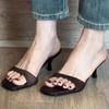 2025 Women's Summer New Square Toe Simple Solid Color Slippers Outdoor Open Toe Casual Banquet Party Women's Sandals