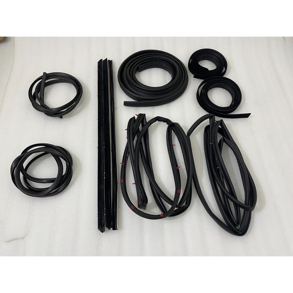 Suzuki Samurai SJ410 SJ413 Door Window Trim Molding Seal Garnish Whisker |Fit