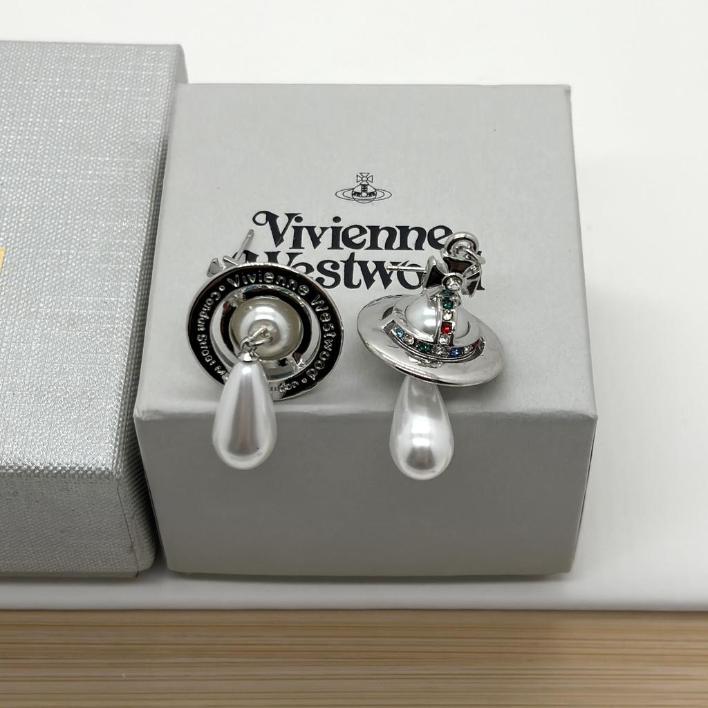 Vivienne High-End Three-Layer Pearl & Diamond Saturn Necklace for Women