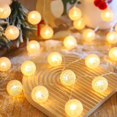 20 LED vatových kuliček Řetězová světla napájená z baterie nebo USB Řetězy na osvětlení vílí víly Vánoční svátky Vánoční dekorace na večírky