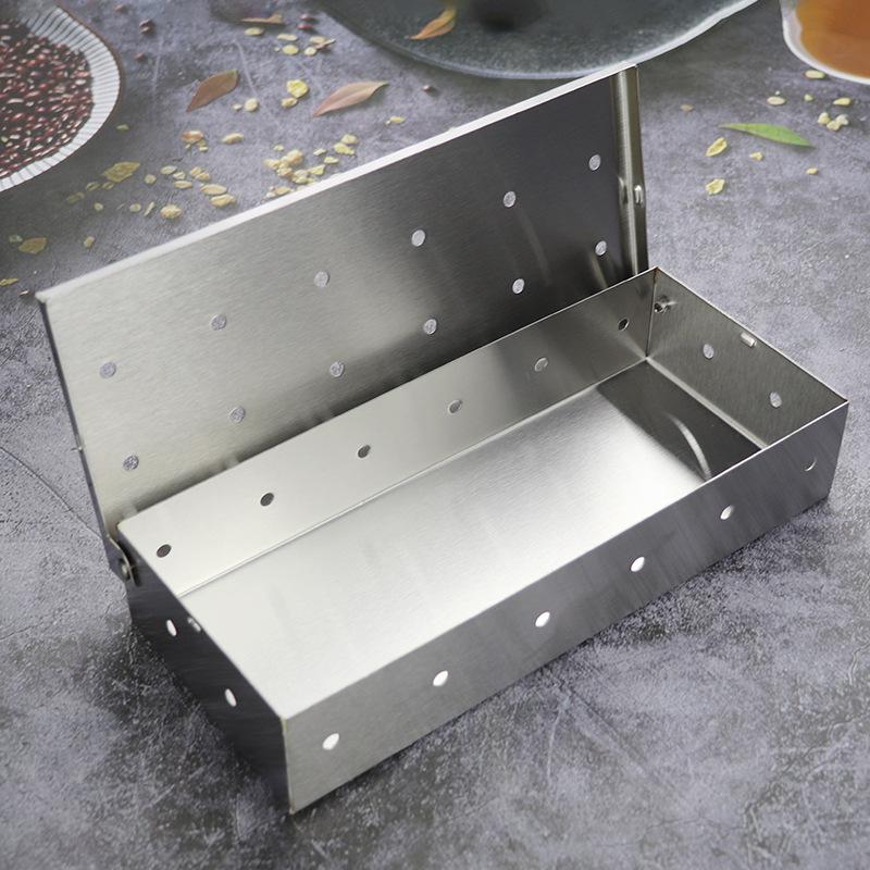 Nerezový udicí box na BBQ - Zesílený box na uzené maso a koření pro venkovní grilování