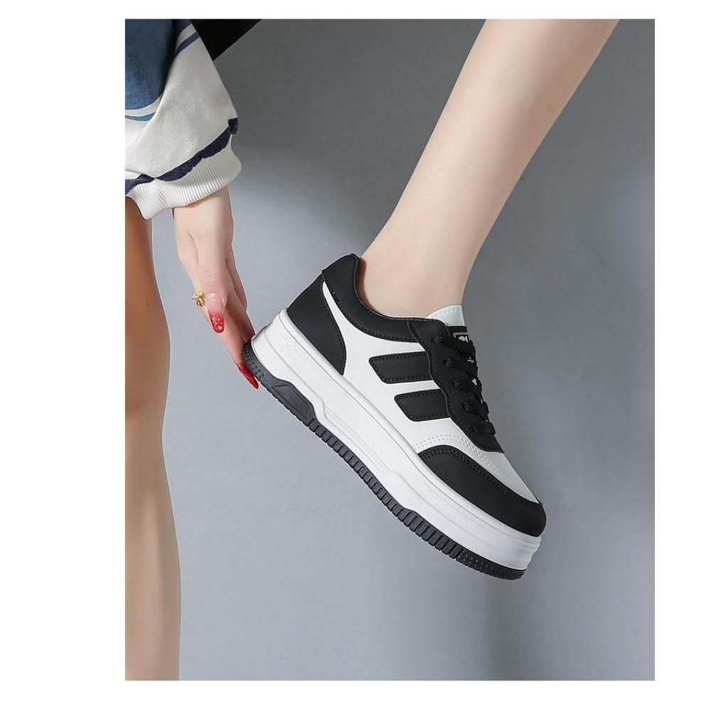 Fashion White Shoes Women's Thick Soled Sports and Leisure Board Shoes