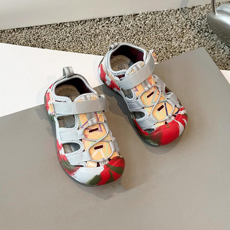 Kids Colorful Print Closed Toe Hook Loop Sport Sandals
