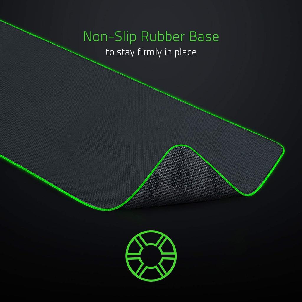 Razer Goliathus Chroma Extended Gaming Mauspad mit RGB-Beleuchtung Japanischer Hersteller [Offizielle Garantie] RZ02-02500300-R3M1