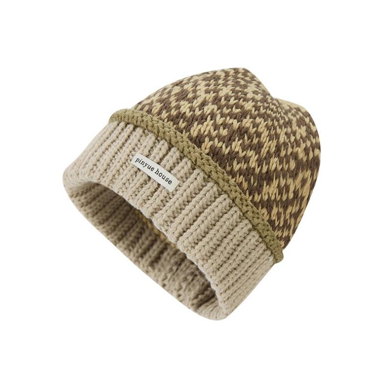 

25 New dopamine color matching knitted hat parent-child model winter travel cold and warm cover wool hat women adjustable