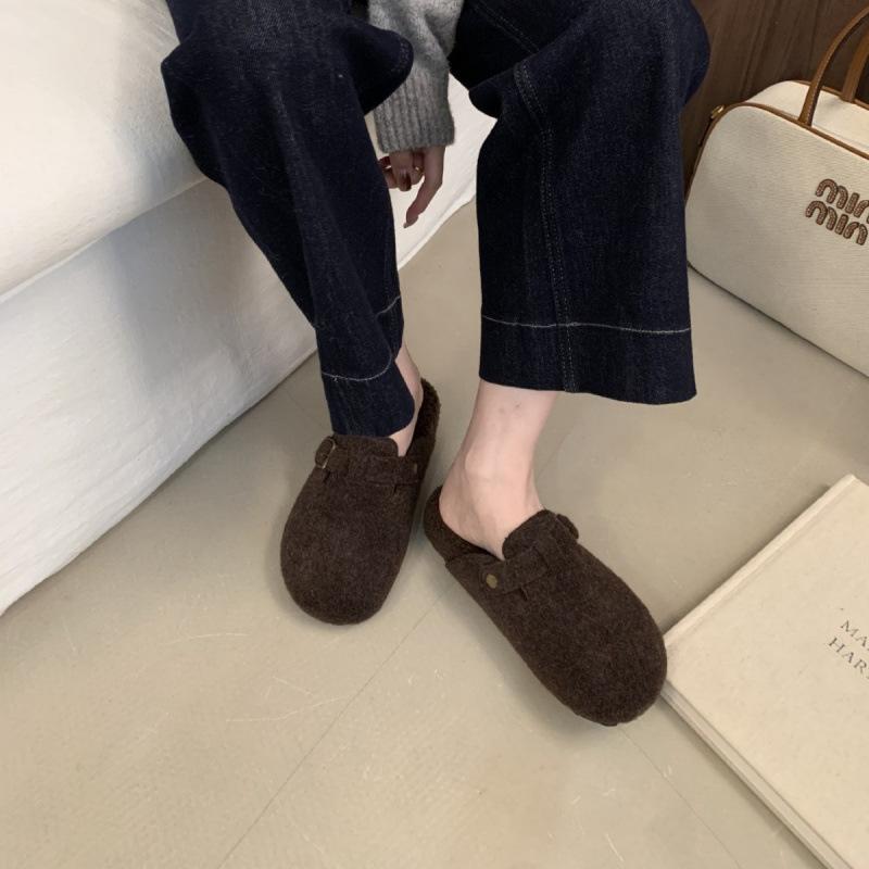 

Mori retro gray velvet single shoes for women in autumn and winter 2025, new retro one-pedal lazy half slippers 39 темно-коричневого