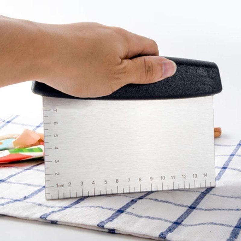 Nerezová ocelová škrabka a sekáček Kuchyňské pečivo Kovový kráječ těsta Vyhladzovač polevy Zdobení dortů Škrabka na těsto Sekáček