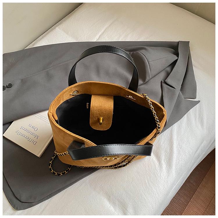 2025 Autumn Women's Large Capacity Retro Chain Tote - High-End Handheld Shoulder Bag