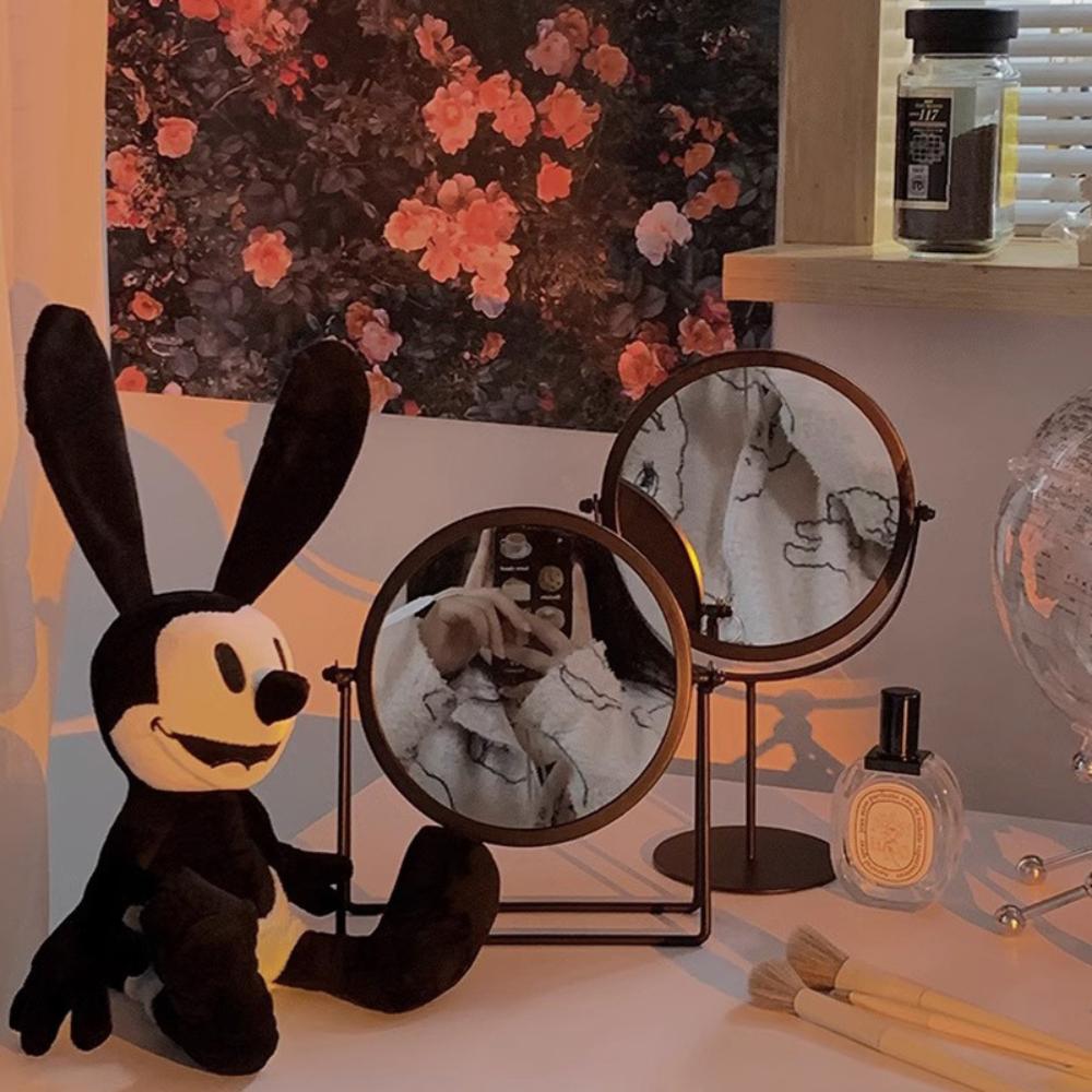 Retro Europa und Amerika Metall Schminkspiegel Tischplatte Make-up Runder Spiegel Tragbarer Haushalt Drehbarer Schminkspiegel für Mädchen