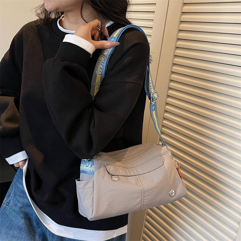 New Shopping Women'S Crossbody Bag For Commuting Lightweight Large Capacity Fashionable Multifunctional Multi Pocket Shoulder Bag