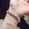 A Few Taels of Pearl Bracelets Have A Sense of Design, Exquisite Hand Jewelry, Niche Design, Girlfriends Beaded and Versatile.