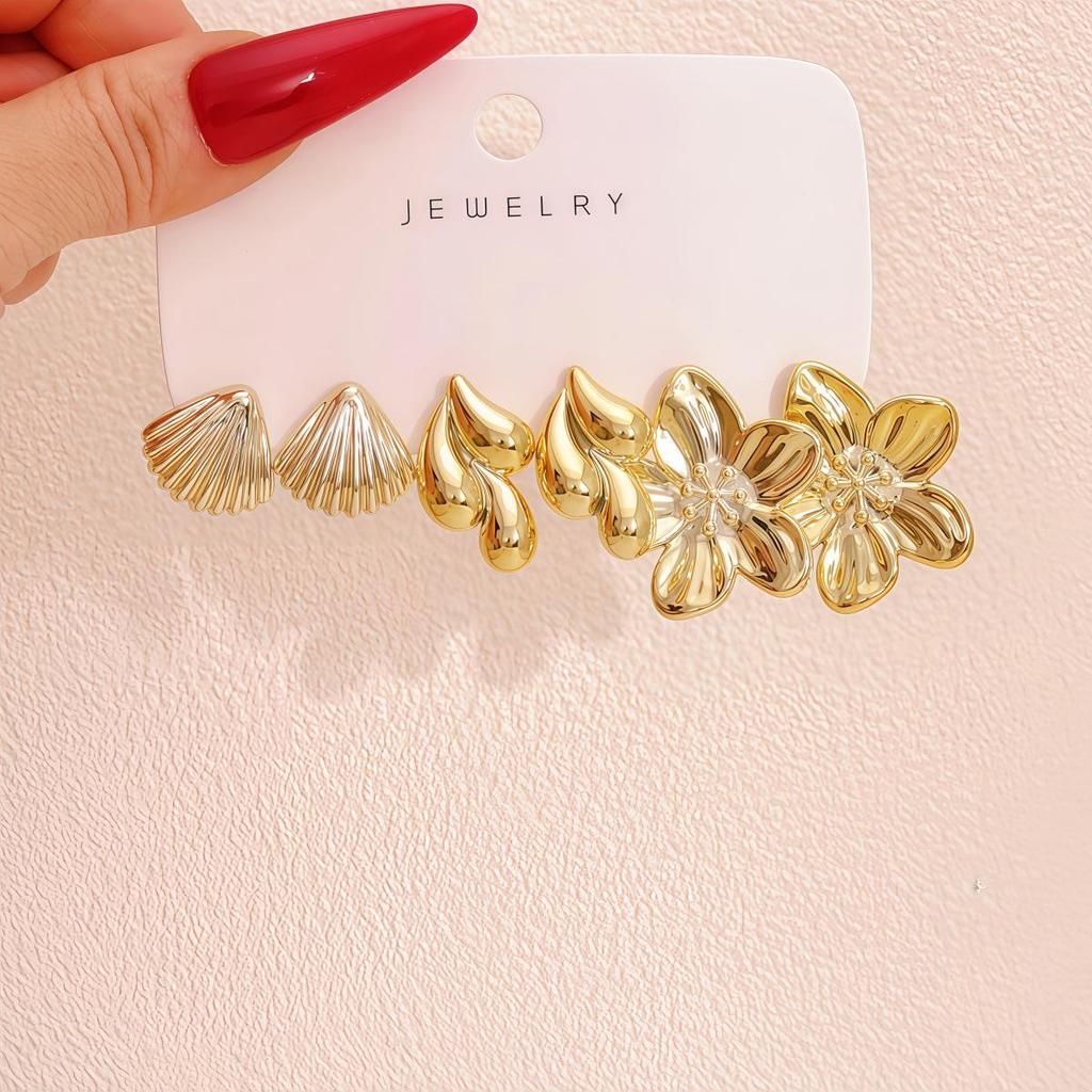 Women's Summer Fashion Starfish Shell Stud Earrings Set