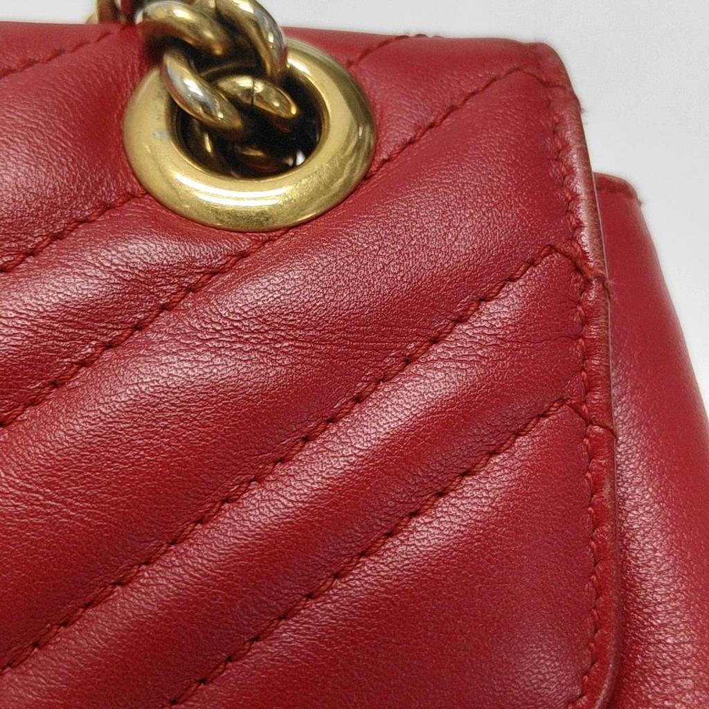 [Pre-Owned] Gucci GG Marmont Small Matelassé Shoulder Bag 'Red' - Good #44IV2R