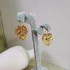 Elegant Retro Leaf Dangle Earrings: Trendy Personalized Accessories for Women
