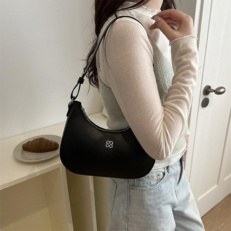 Trendy Solid Color Commuter Messenger Bag Summer New Versatile Shoulder Bag Trendy Handbag Bag