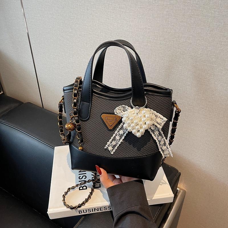 Fashion Contrasting Color Bucket Bag Spring New Trend Fashion Shoulder Bag Versatile Casual Messenger Bag