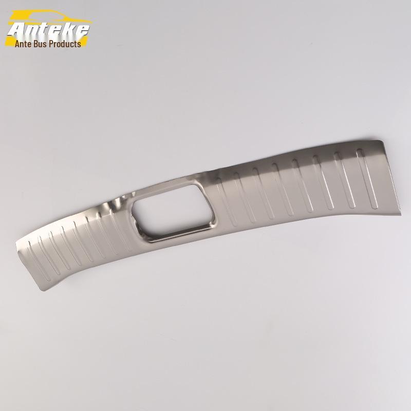 Tiida Rear Guard Plate Sequins: Trunk Tailgate Bumper Pedal Modification Accessory