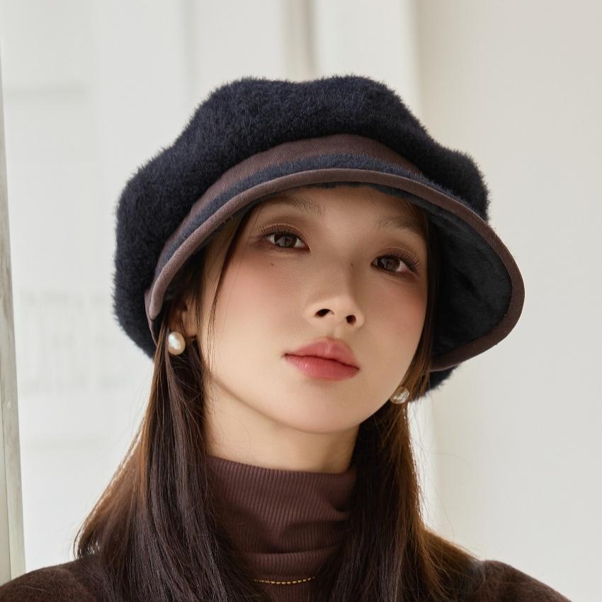 Fleece Warm Octagonal Hat Women's Autumn and Winter Outdoor Windproof Ear Protection Beret British Retro Cap