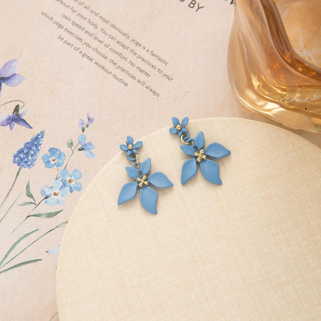 Silver Needle Spring New Small Fresh Flower Earrings High-end Forest Five-Petal Flower Stud Earrings Cute Holiday Earrings