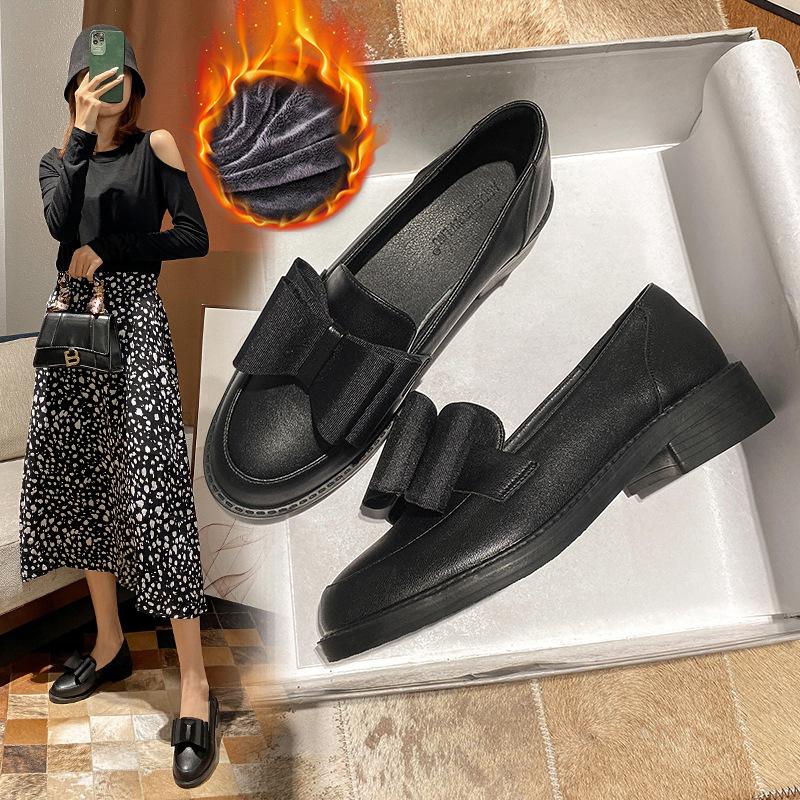 

Small leather shoes women s autumn new bow loafer black medium heel versatile work flat shoes 40