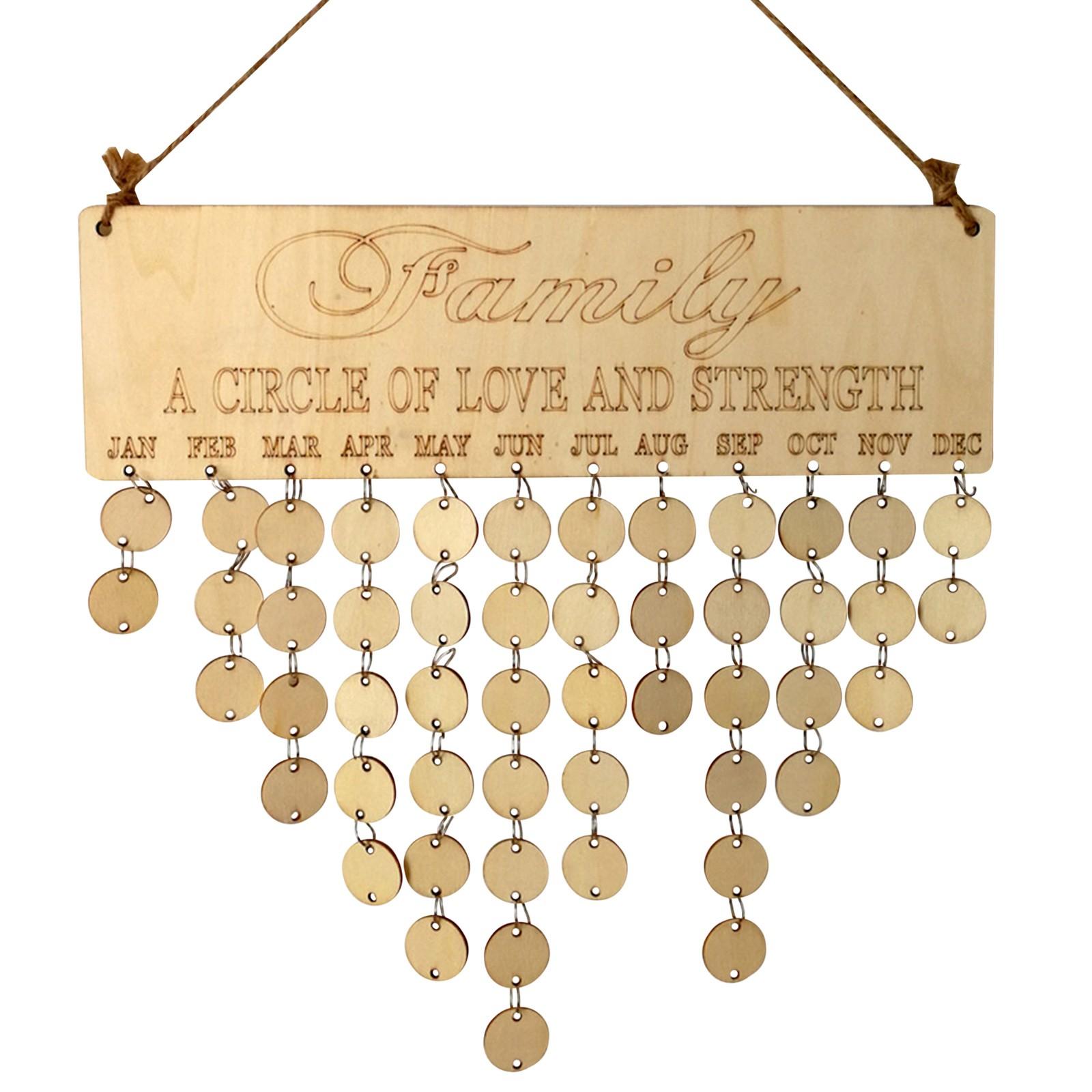 

Рождественский календарь настенный: Семейная табличка на день рождения с бирками One Size