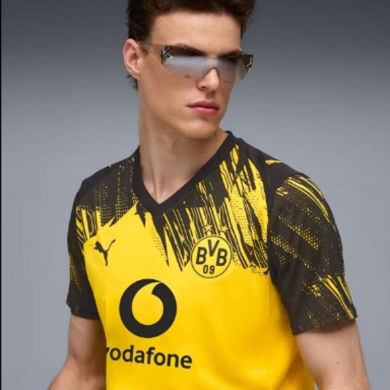 Puma FooTball Jersey Bvb Home Replica ShorT Sleeve T shirT 25 26