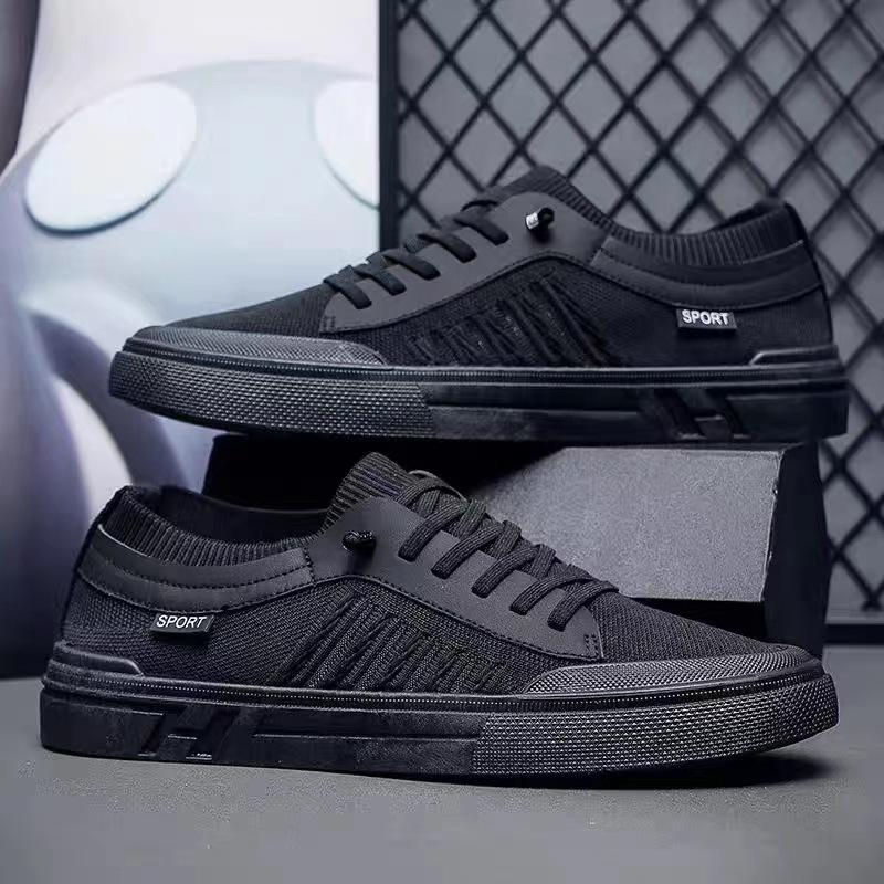

2025 summer new men s breathable fly-woven mesh shoes light and non-slip one-pedal lazy shoes casual versatile trendy shoes 39 чёрный