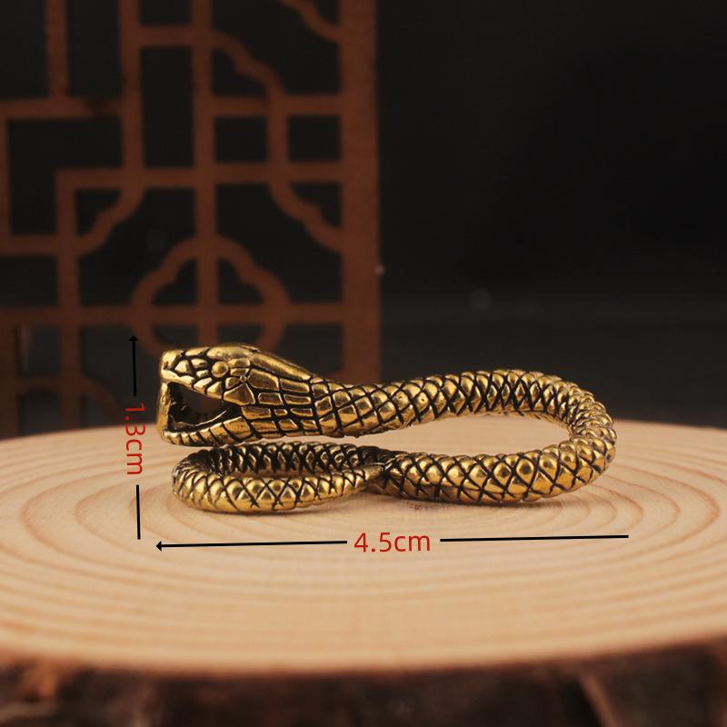Pure brass old python creative keychain pendant zodiac snake transfer metal waist pendant small copper ware
