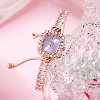 Mode Diamantbesetzte Quadratische Zirkon Uhr Exquisite Kettenarmbanduhren Damen Freie Anpassung Ziehen Quarzuhren Reloj