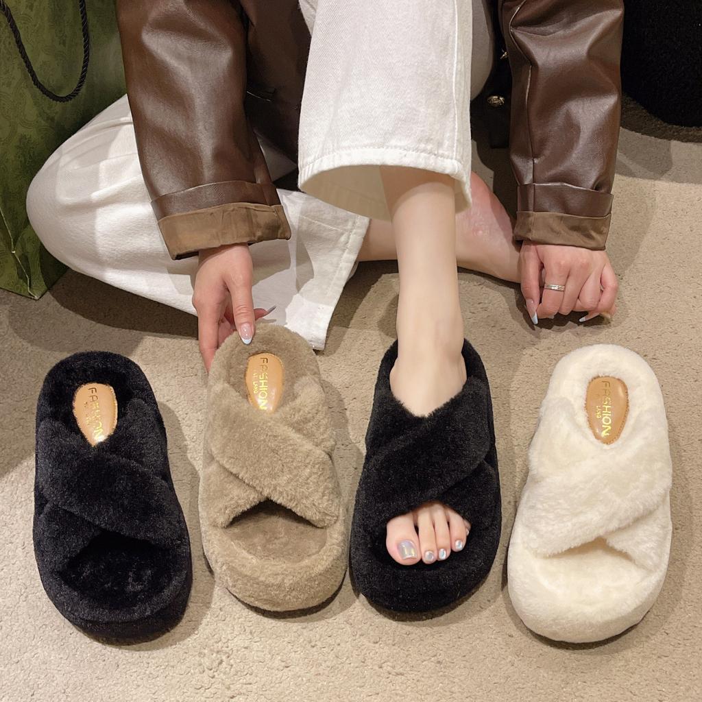 Korean Version of Casual Versatile Fluffy Slippers for Women's Outerwear 2025 Autumn and Winter New Thick-bottomed Cross-warm Lazy One-word Drag