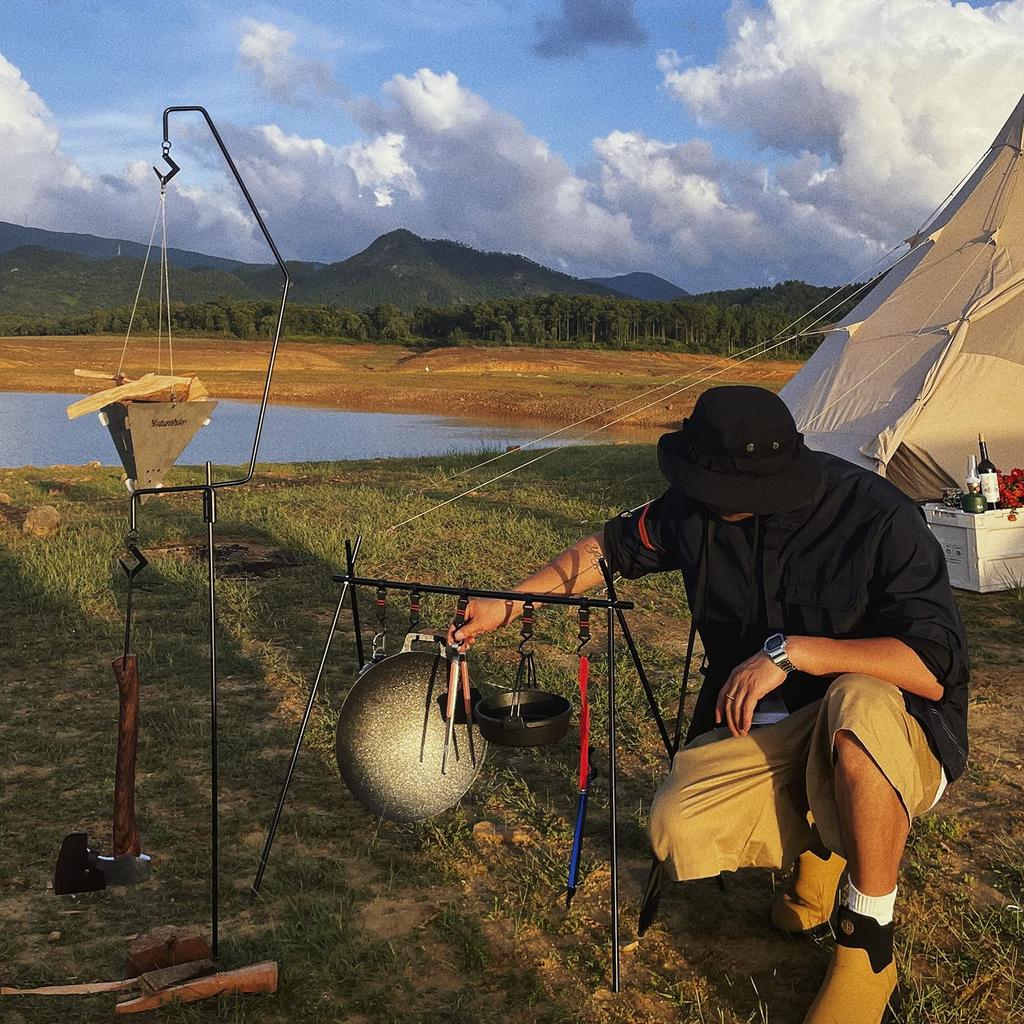 LYIYI Lantern Stand, Detachable Lantern Stand, Lamp Tripod, Camping Lamp Bracket, Lamp Holder