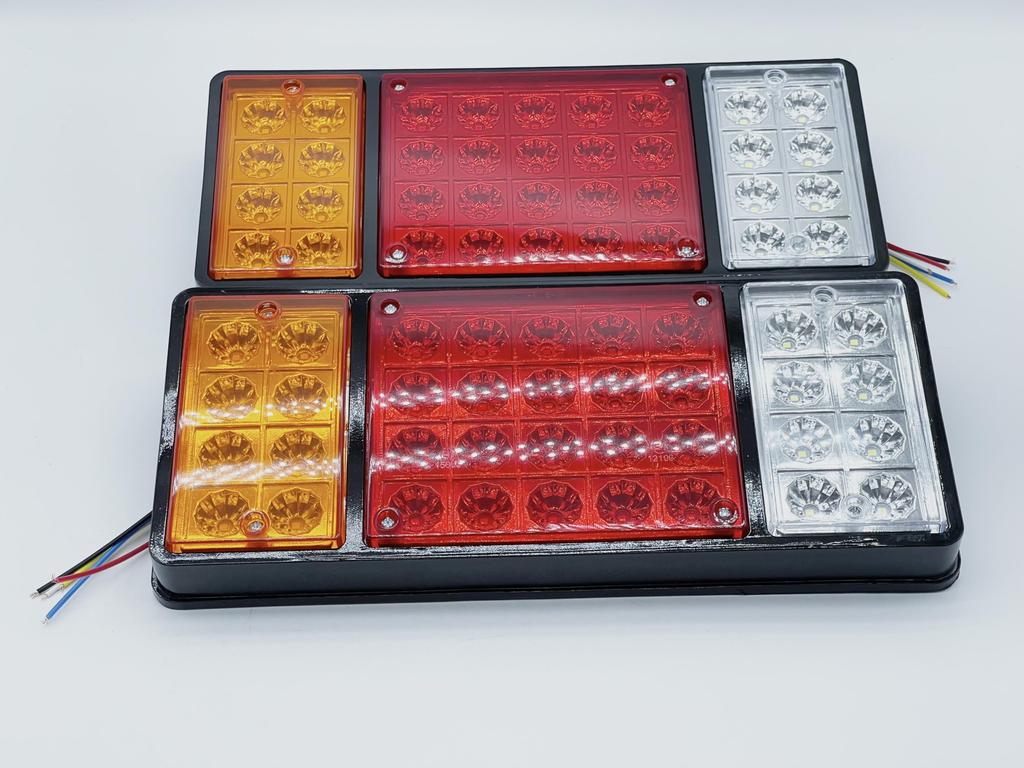 Bubulu 12V LED Universal Tail Lens Set Truck Canter Canter Guts Atlas Toyoace