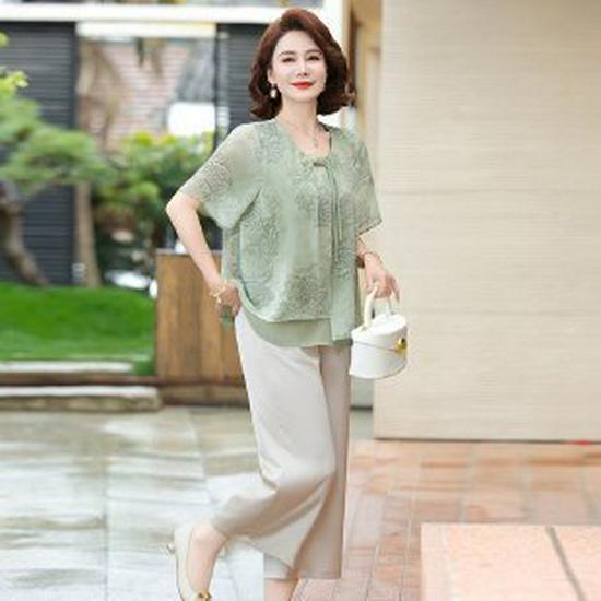 Summer 2026 Women s Casual T-Shirt & Shorts Set for Middle-Aged Moms 5XL