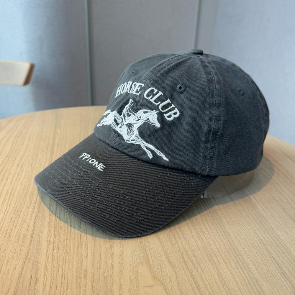 

Spring Unisex Embroidered Horse Club Baseball Cap Women Korean Version Retro Casucal Sunshade Sun Hat Cap Couple Caps Male